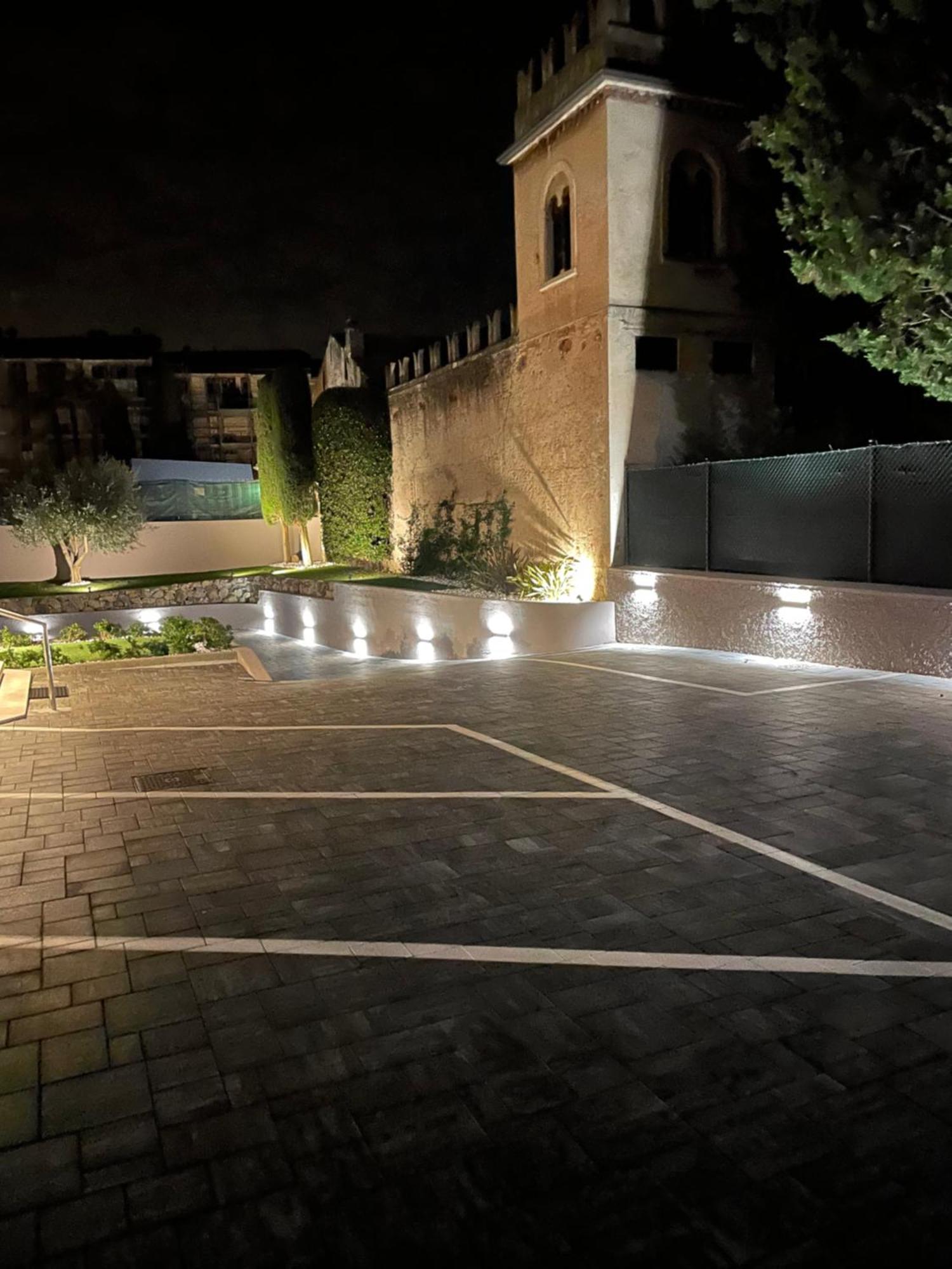 Caprice 2.0 Lägenhet Peschiera del Garda Exteriör bild
