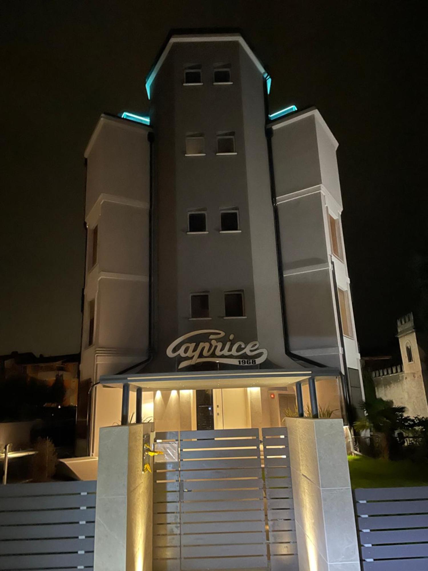 Caprice 2.0 Lägenhet Peschiera del Garda Exteriör bild